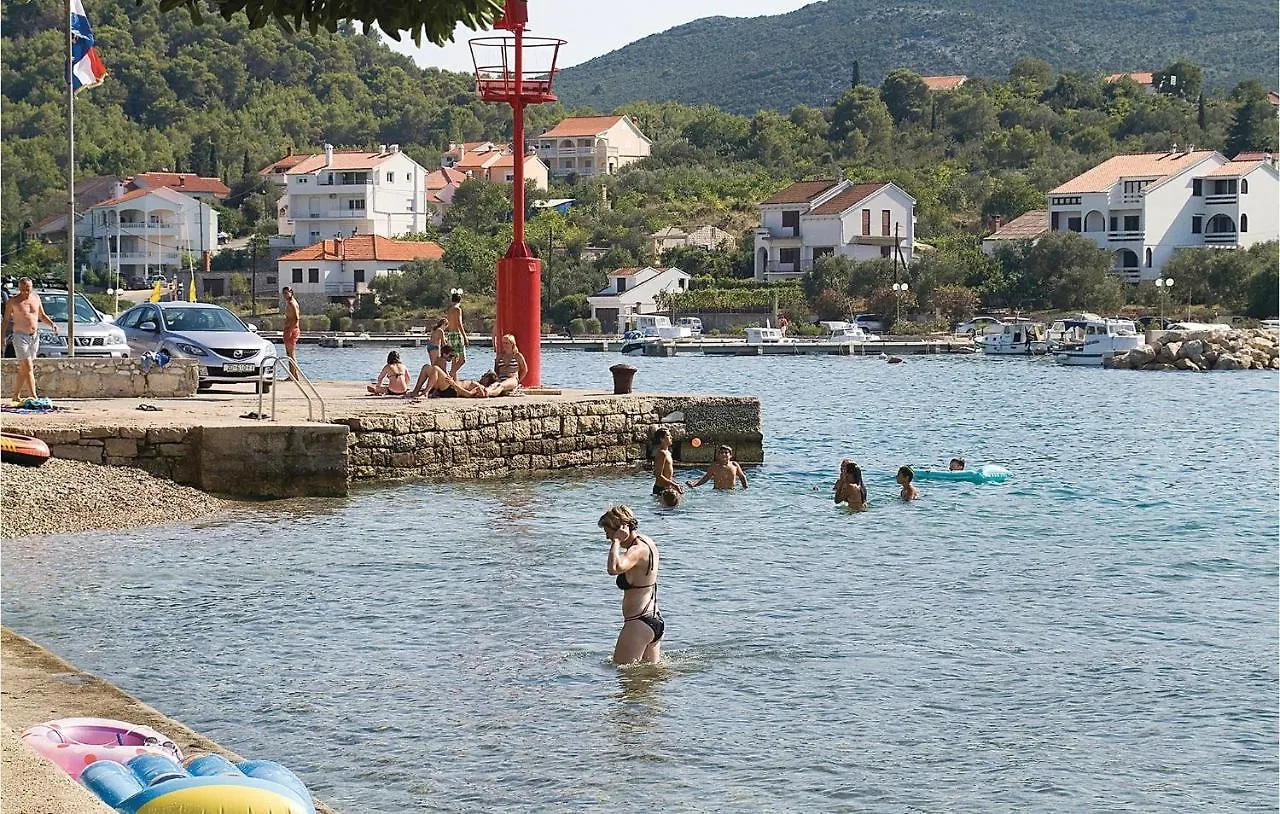 Holiday home Lovely Home In Lukoran With Wifi Croatia